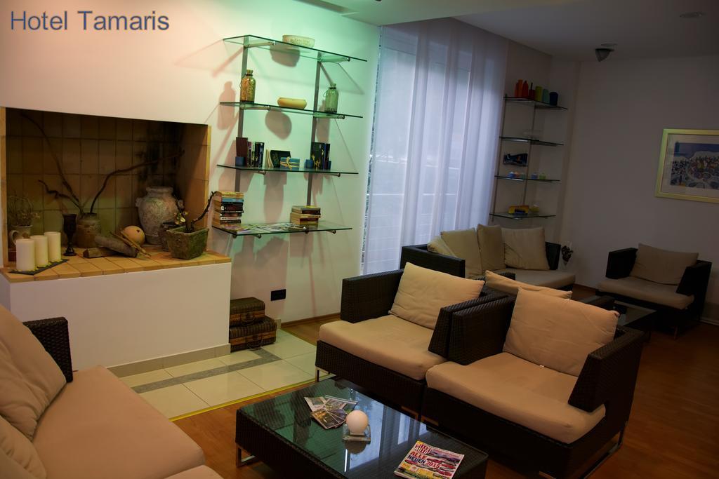 Hotel Tamaris โนวีวีโนดอลสกี ภายนอก รูปภาพ