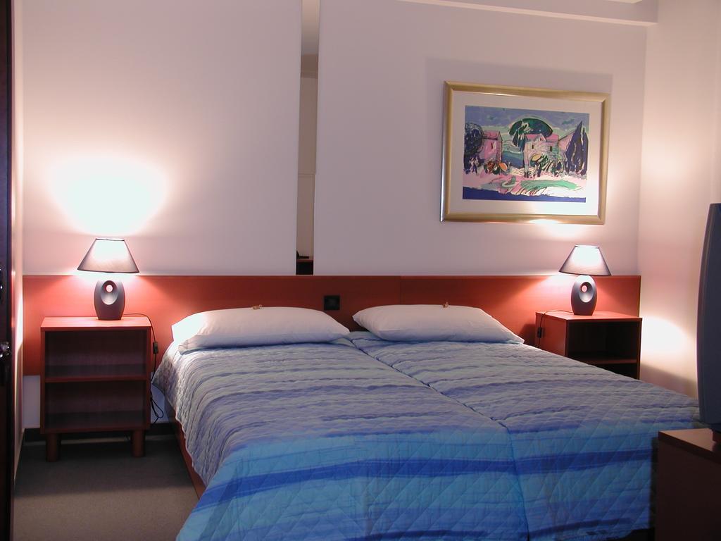 Hotel Tamaris โนวีวีโนดอลสกี ห้อง รูปภาพ
